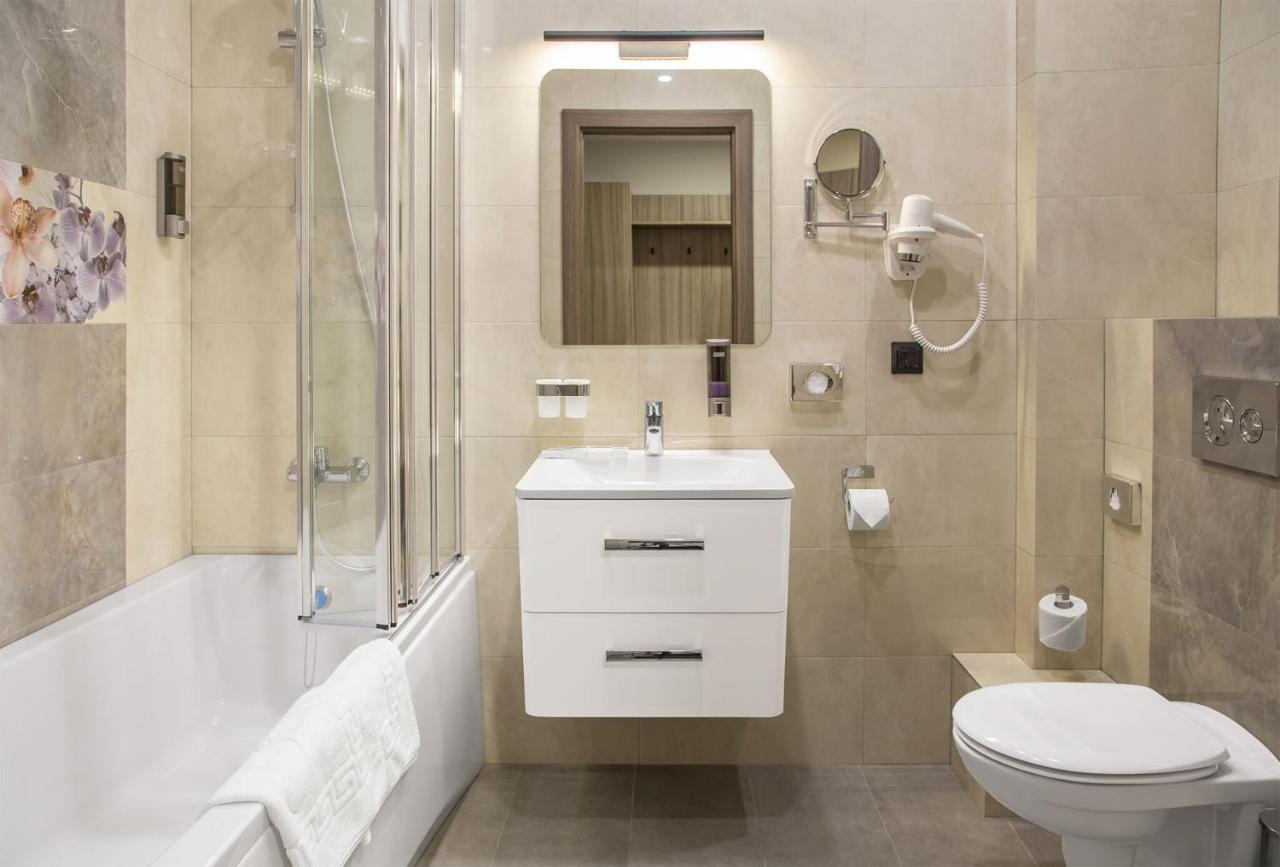 Willing Hotel Mińsk Zewnętrze zdjęcie