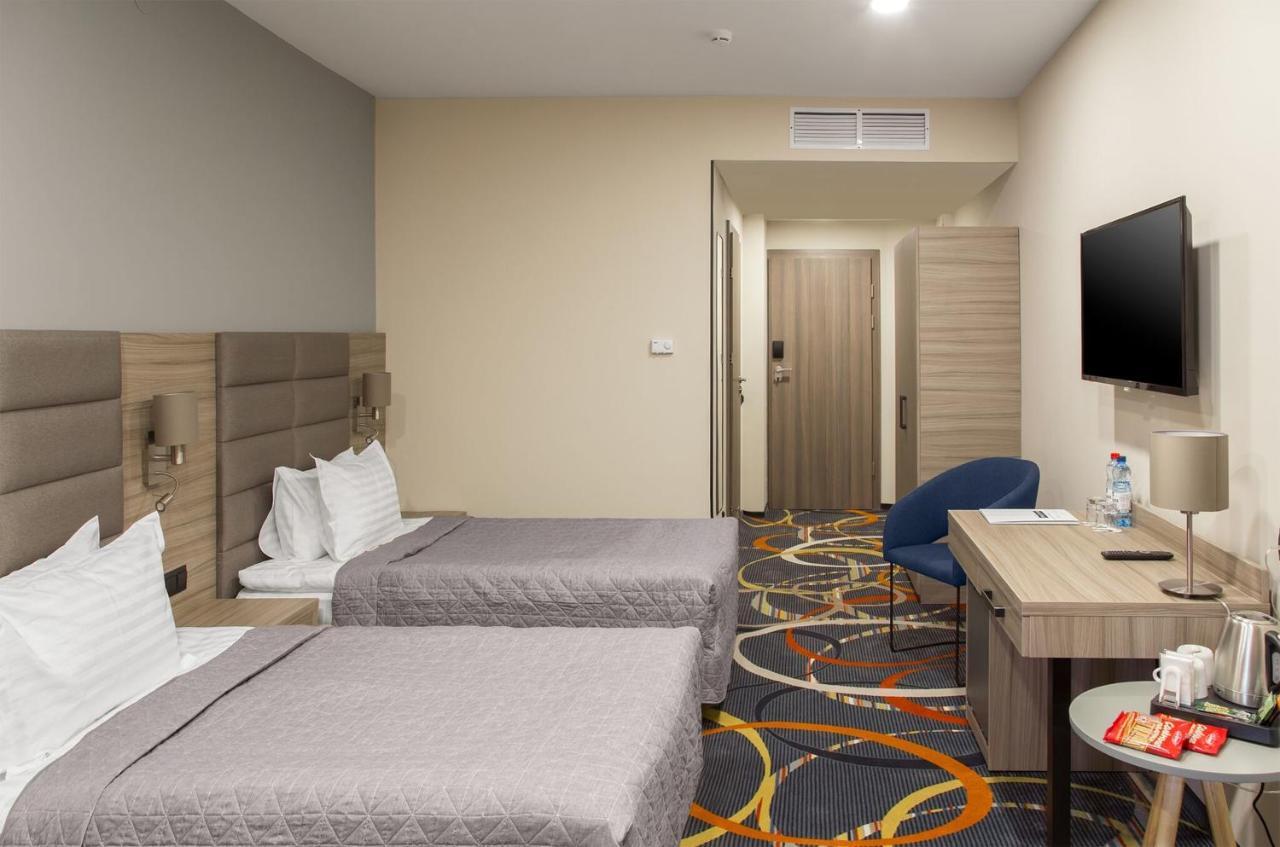 Willing Hotel Mińsk Zewnętrze zdjęcie